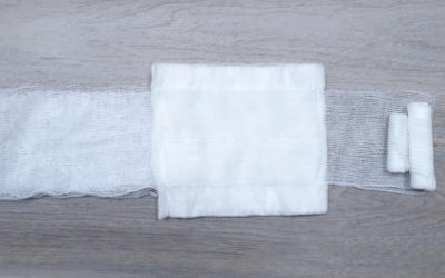 How to apply a FAD (First Aid Dressing)